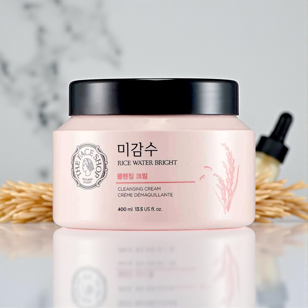 The-face-shop-rice-water-bright-cleansing-cream-400ml The Face Shop Rice Water Bright Cleansing Cream 400ml - Image 1